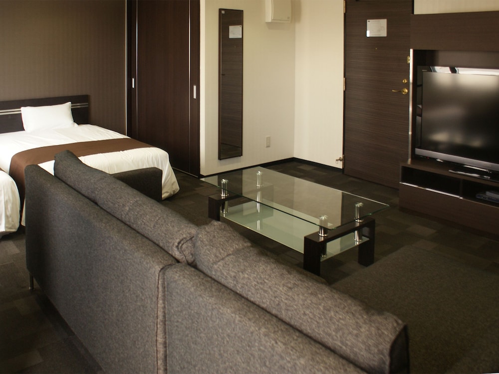 Hotel Livemax BUDGET Naha 19/45