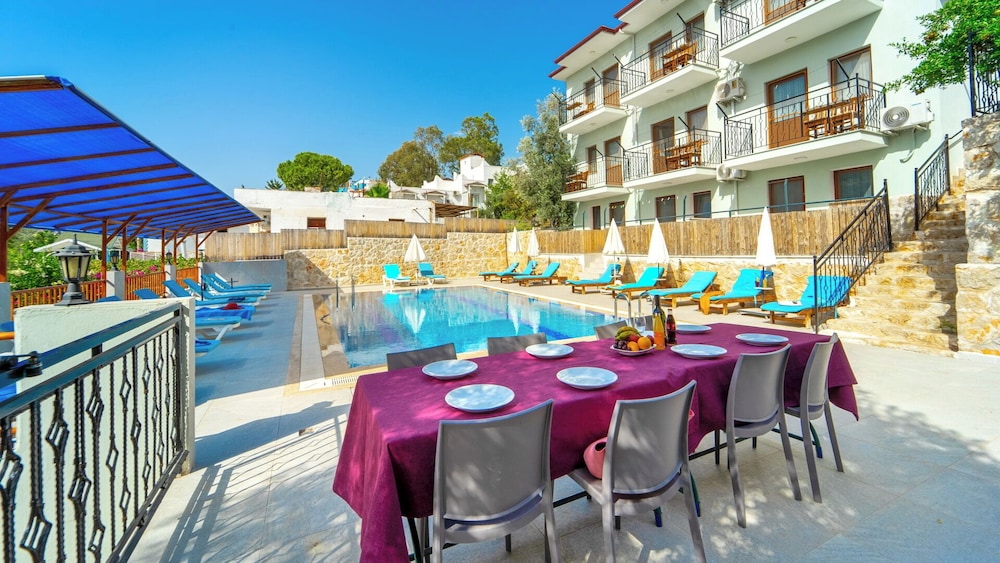 St. Nicholas Pension 34/50