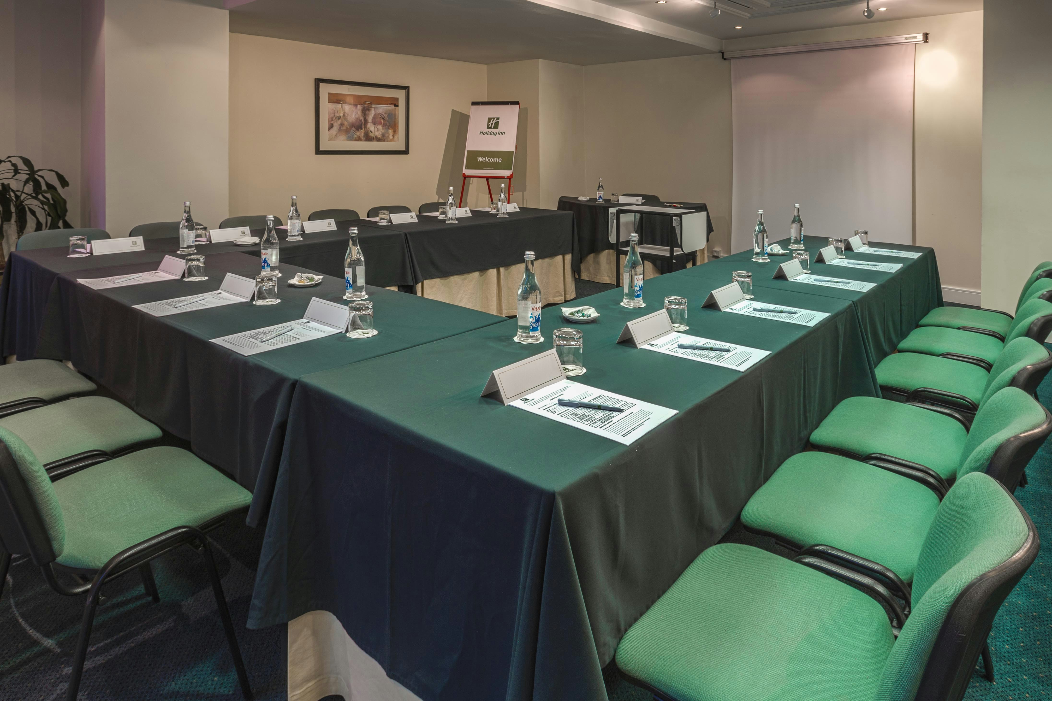 Holiday Inn Lisbon 67/77