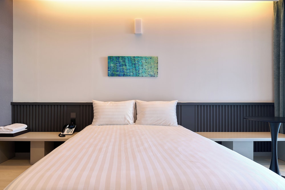 Hotel Withus Jeongdongjin 19/48