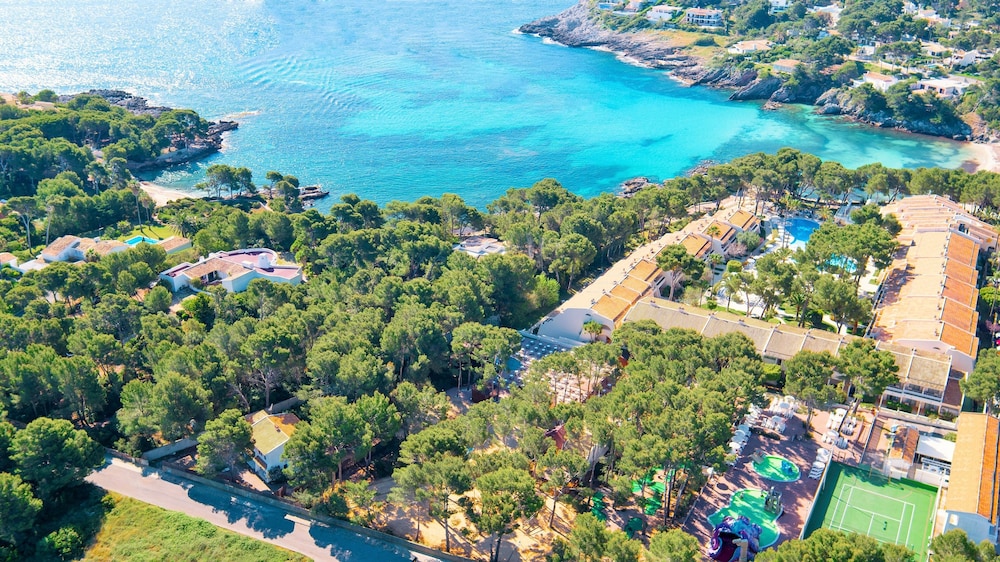 Iberostar Waves Pinos Park 43/50