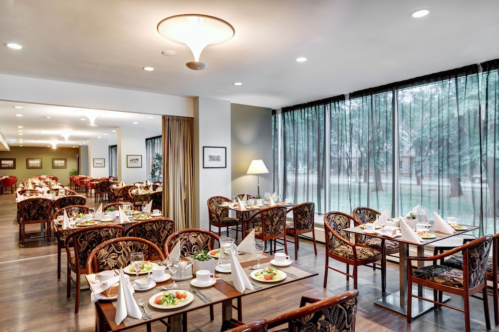 Hotel Parnu 44/55