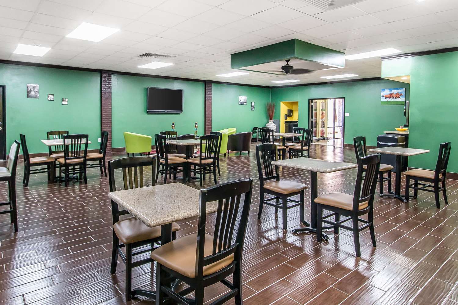 Quality Inn Hinesville - Fort Stewart Area 26/31