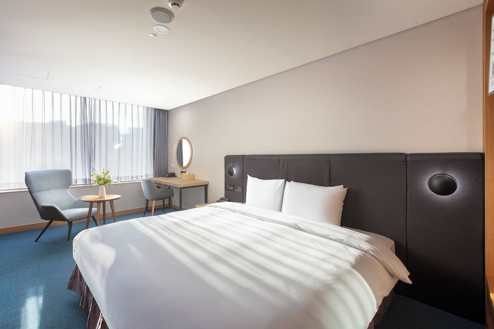 Signature, Double Bed
