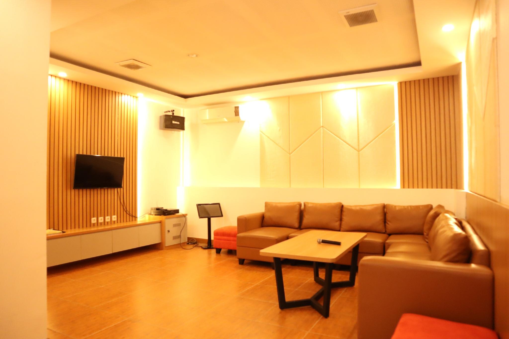 Grand Ussu Hotel And Convention 40/59