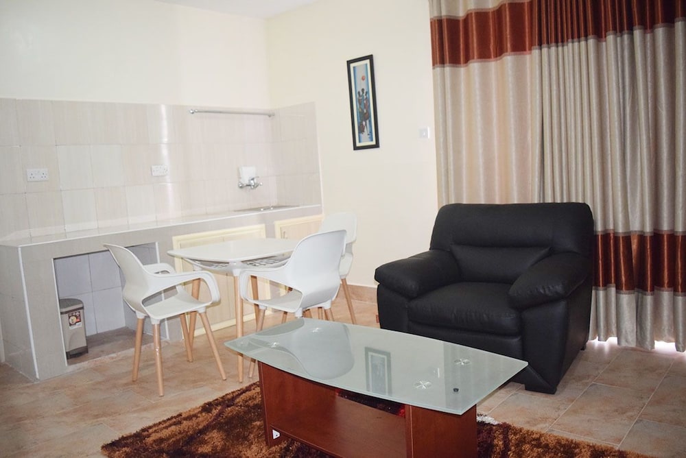 Latitude 1 Serviced Suites 15/26