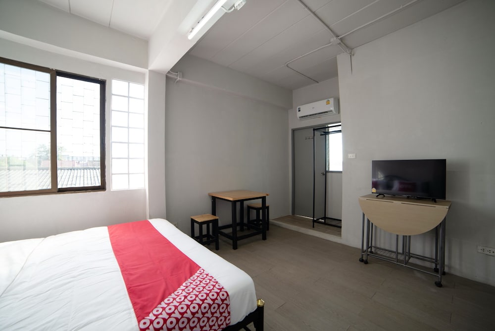 OYO 457 Panasan Villa 27/38