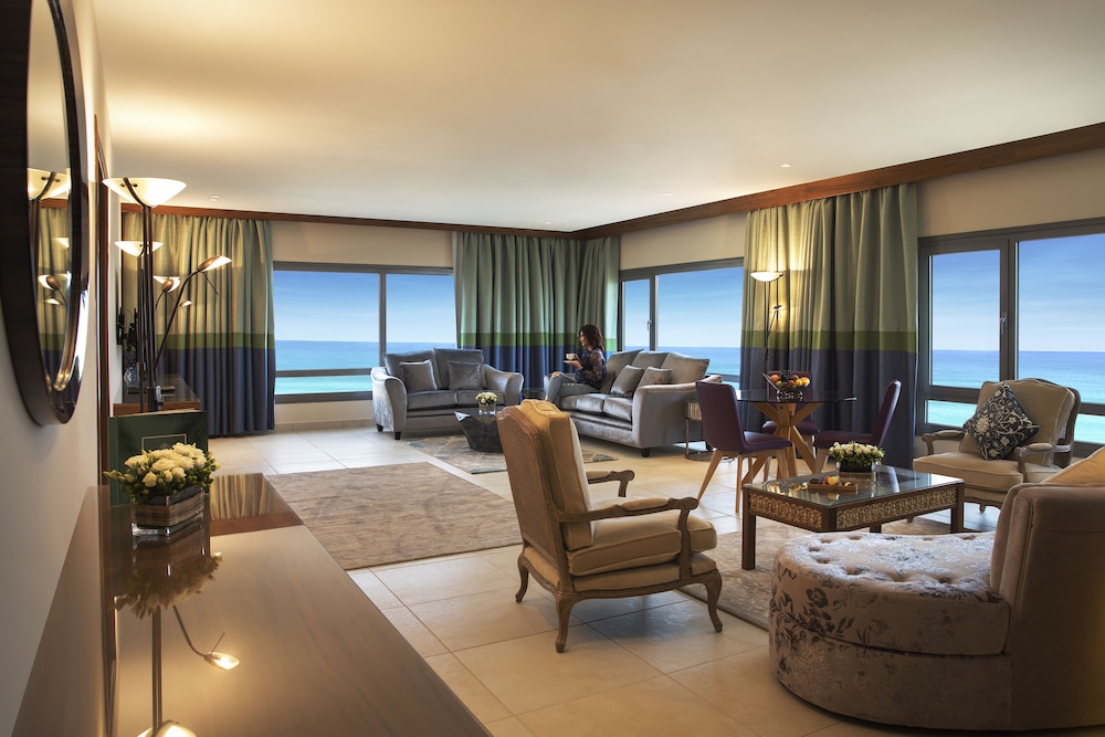 The Palms Beach Hotel And Spa 41/68