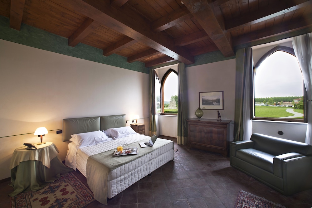 Albergo dell Agenzia 14/76