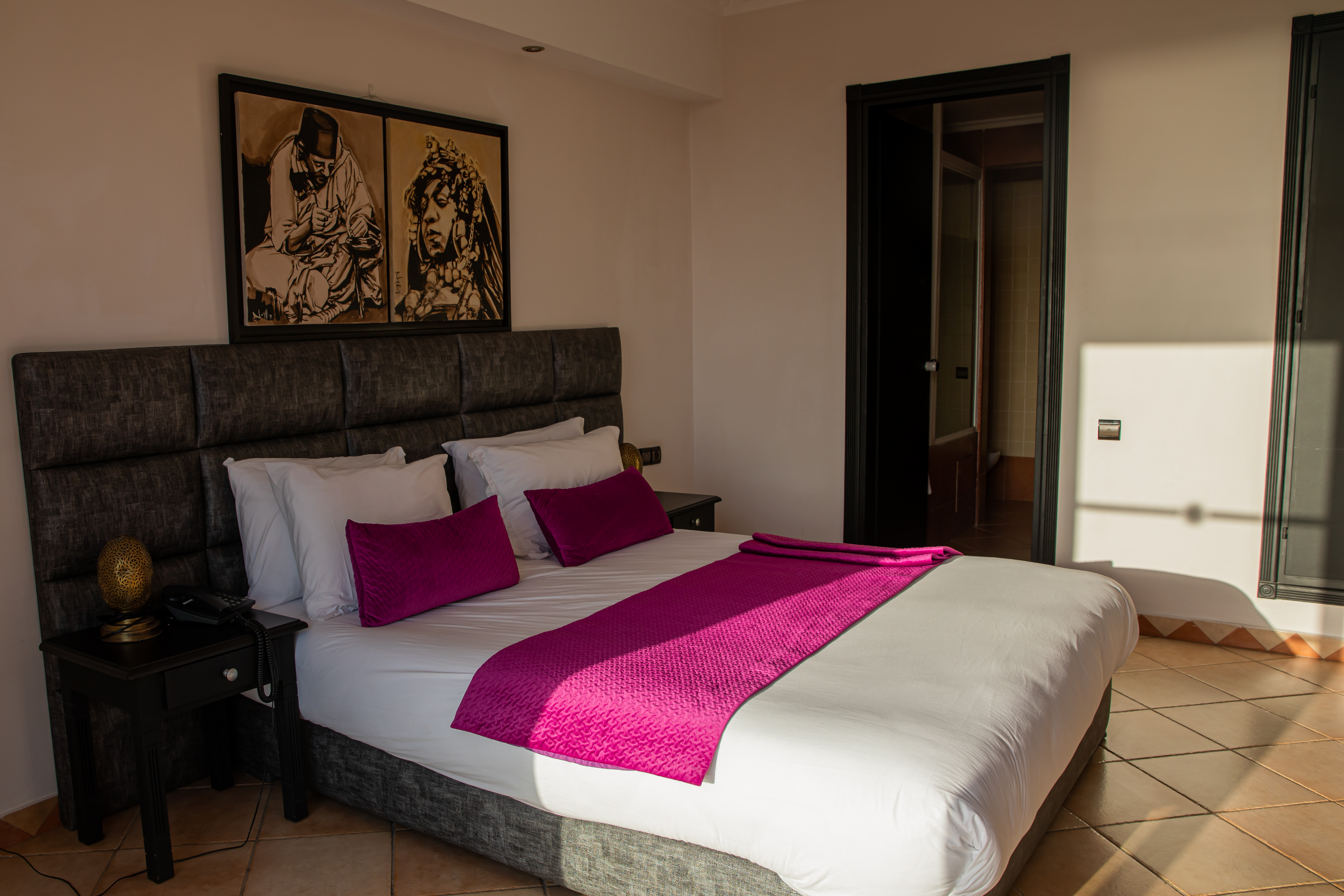 Junior Suite, Single