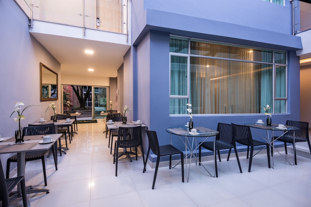 Hotel Asturias Medellin 57/71
