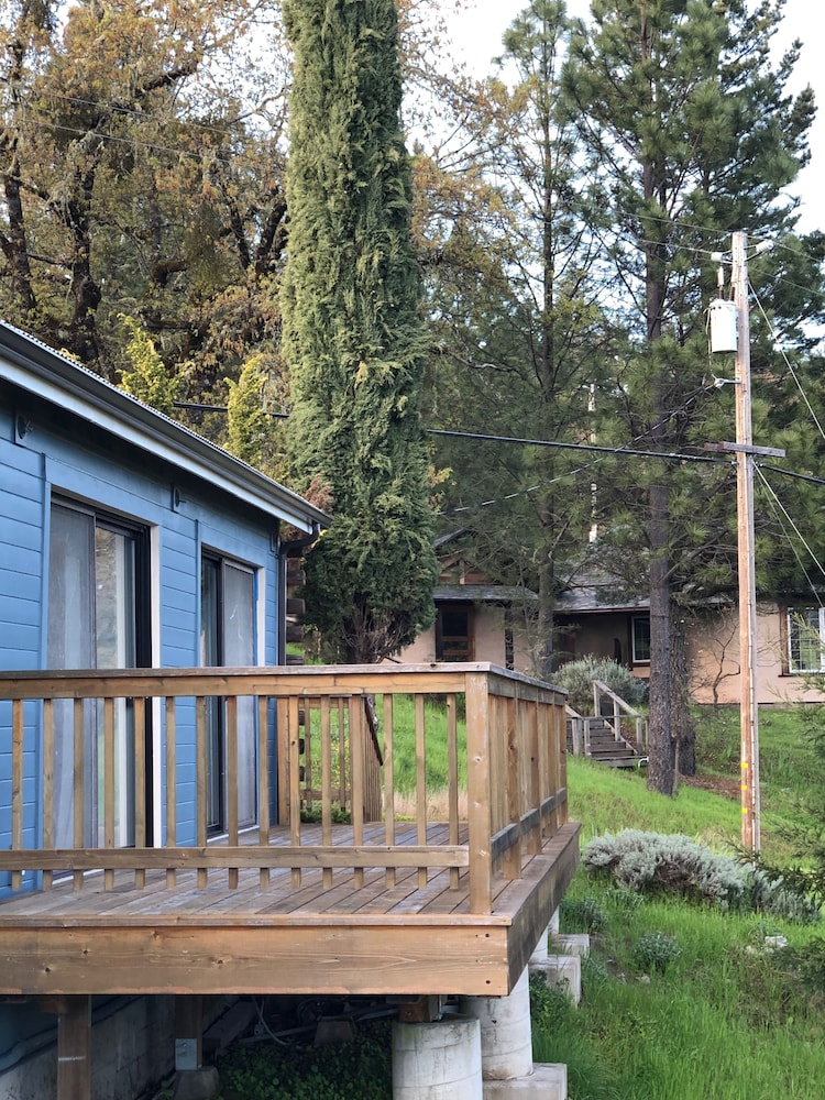 Heartwood Mountain Sanctuary 6/53