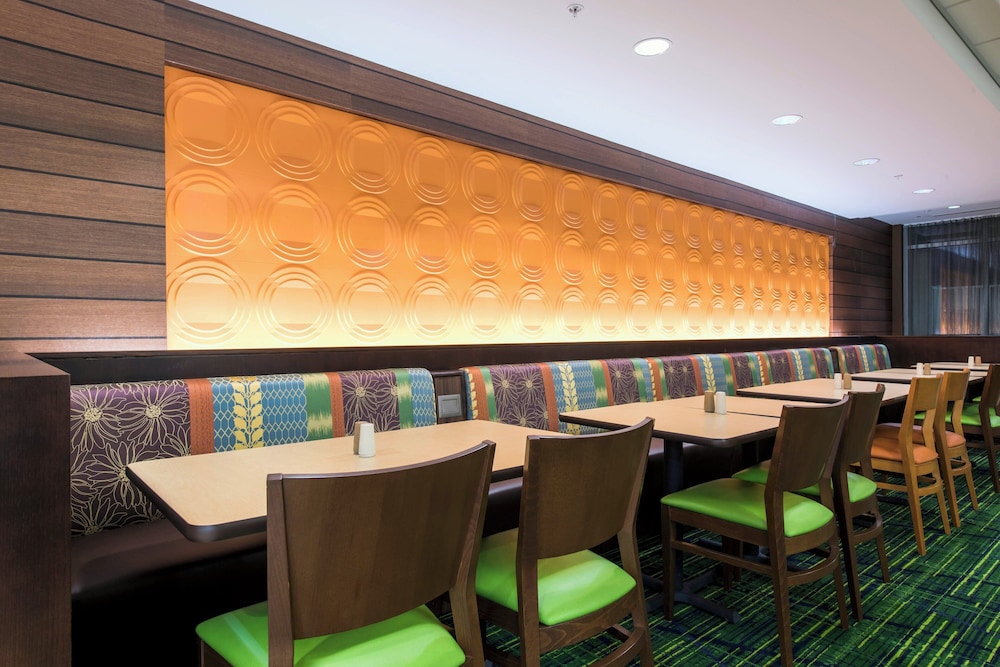 Fairfield Inn Suites By Marriott Leavenworth 38/44