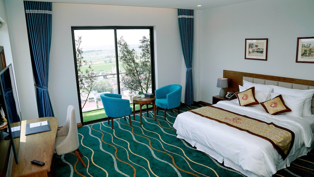 Phoenix Resort Bac Ninh 10/64