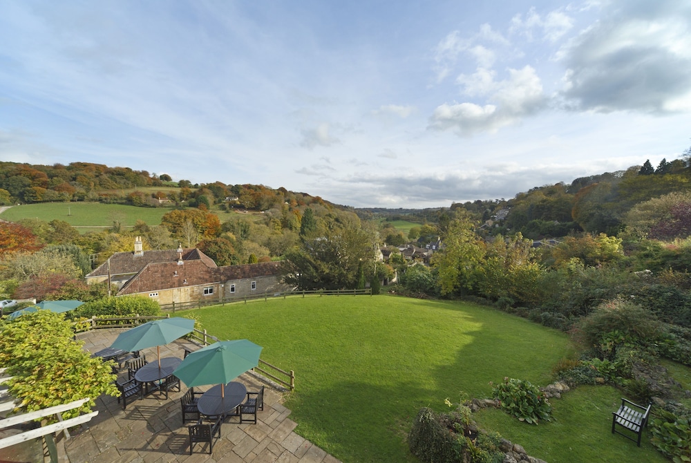 Best Western Limpley Stoke Hotel 4/48