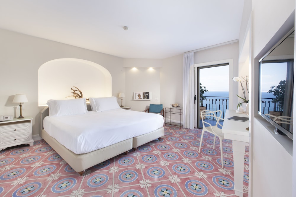 غرفة كومفورت بسريرين منفصلين بإطلالة على البحر بشرفة، Hotel Belair 9/10