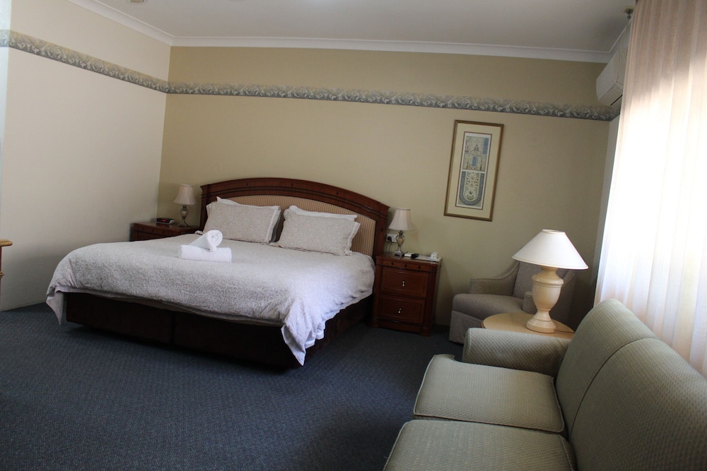 Best Western Cotswold Gardens 8/42