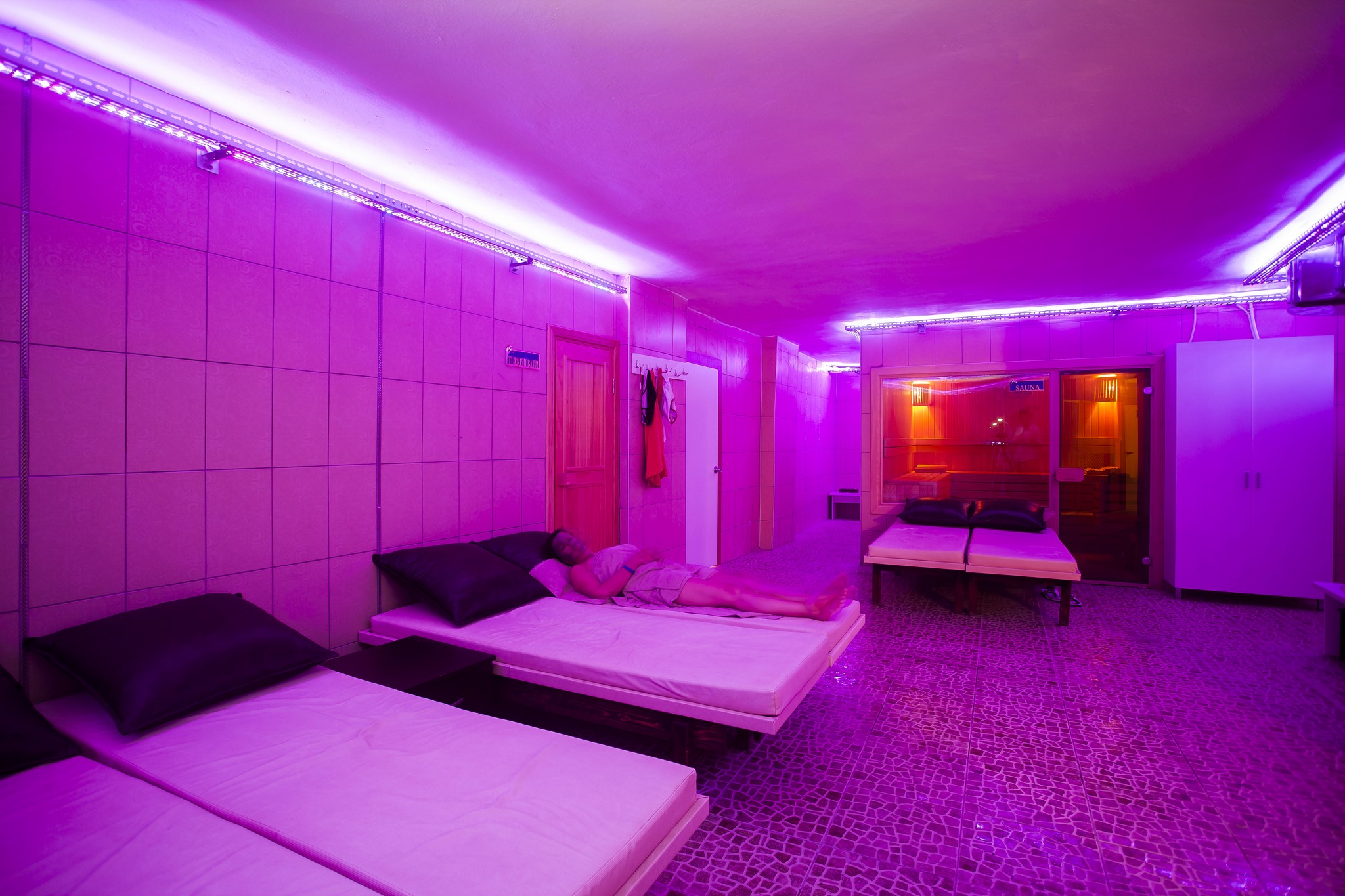 Infinity Beach Hotel 11/39
