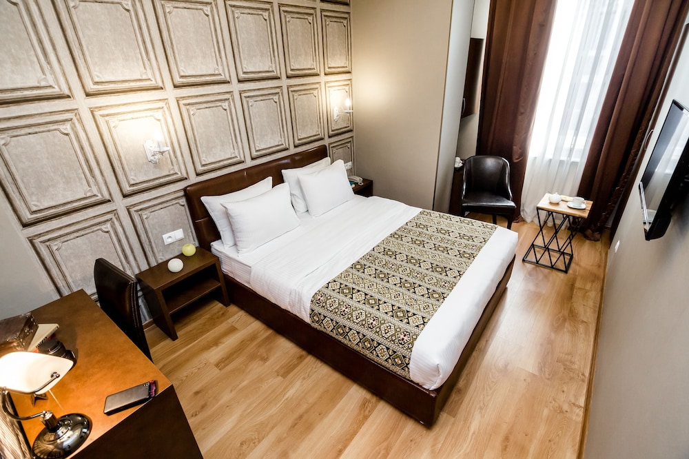 Hotel Diamond Dat Exx Company 9/55