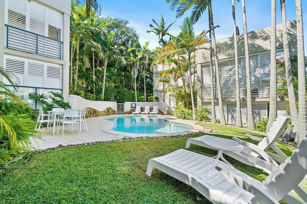 NOOSA BLUE RESORT 71/76