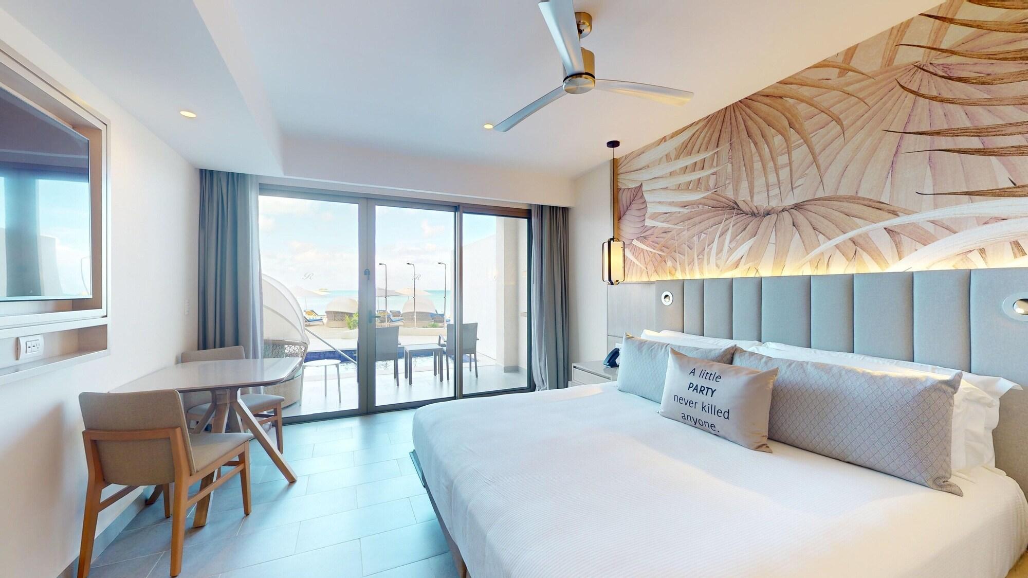 1 Bedroom, Diamond Club, Swim Out, Presidential, Luxury, Suite, Beach Front