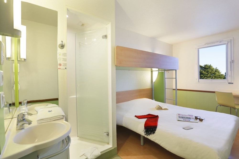 Ibis Budget Cosne Sur Loire 14/51