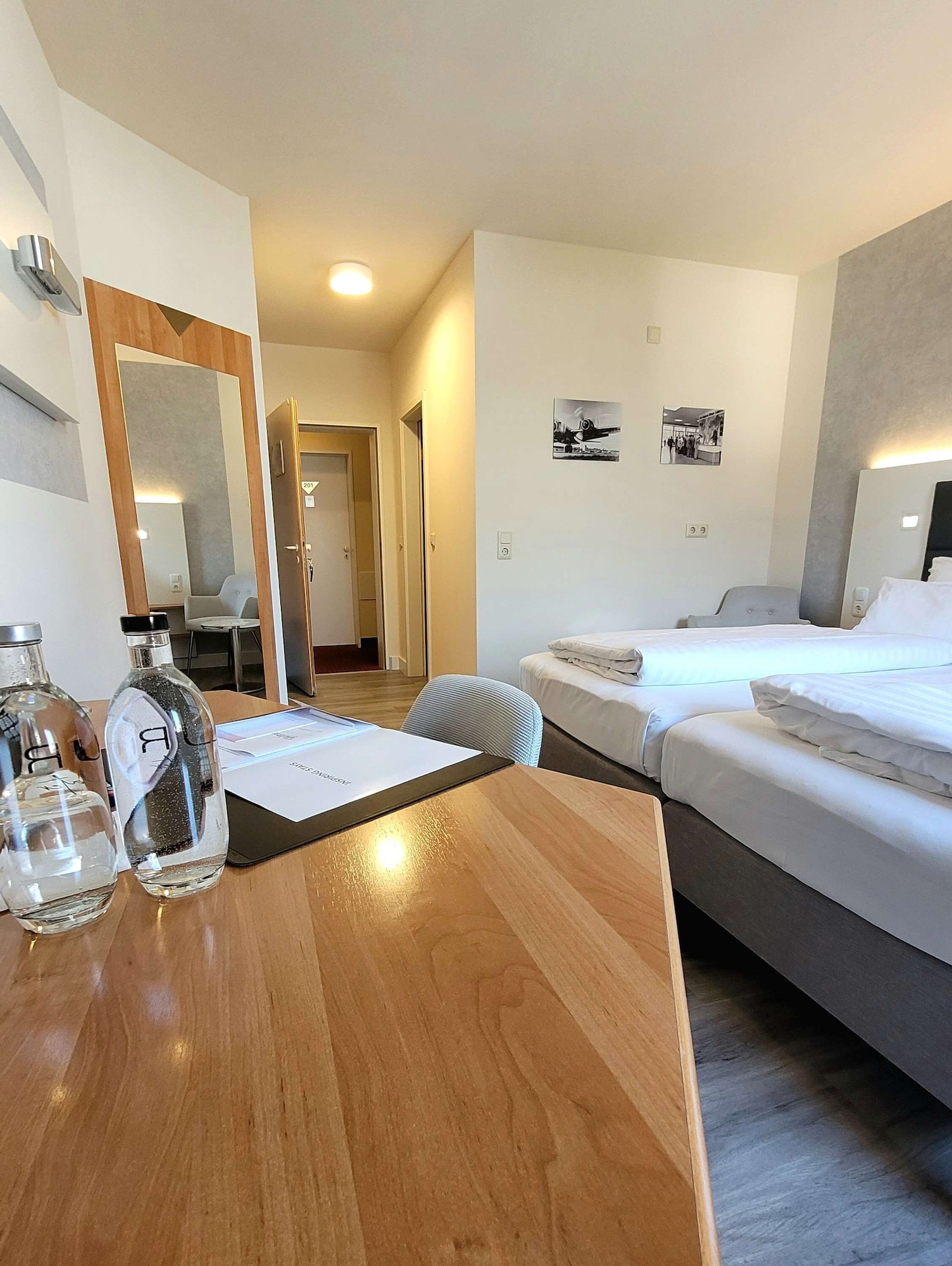 Standard, 3 Beds, Tulip Inn Frankfurt Airport 3/6
