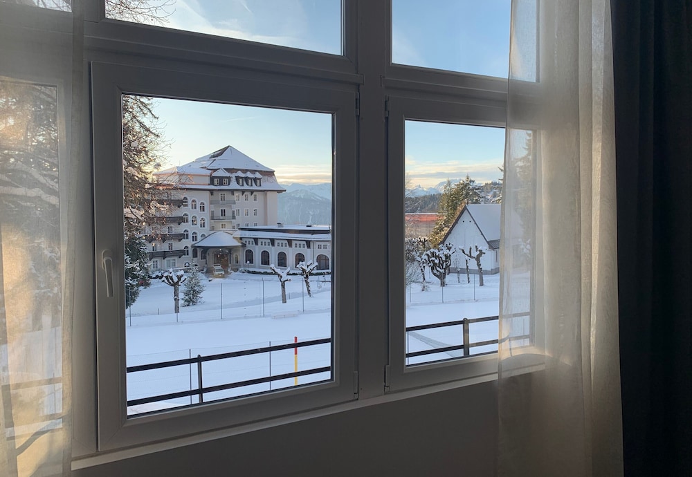 Villars Lodge 23/50