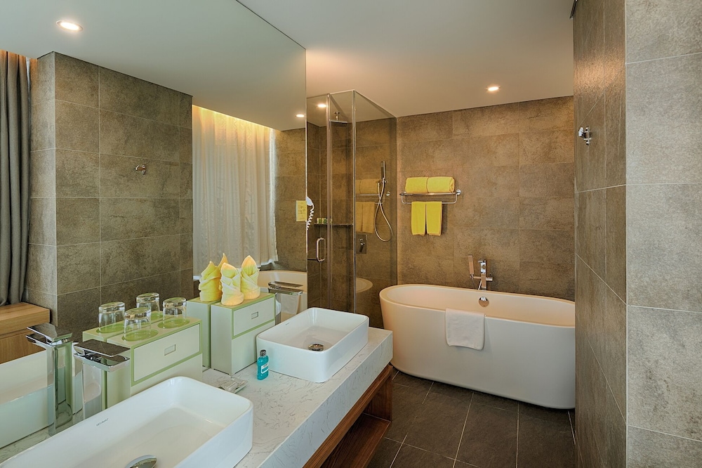 Parosand Danang Hotel 161/161