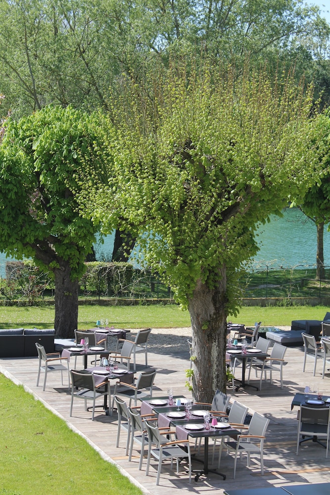 Hotel Le Quincangrogne 54/56