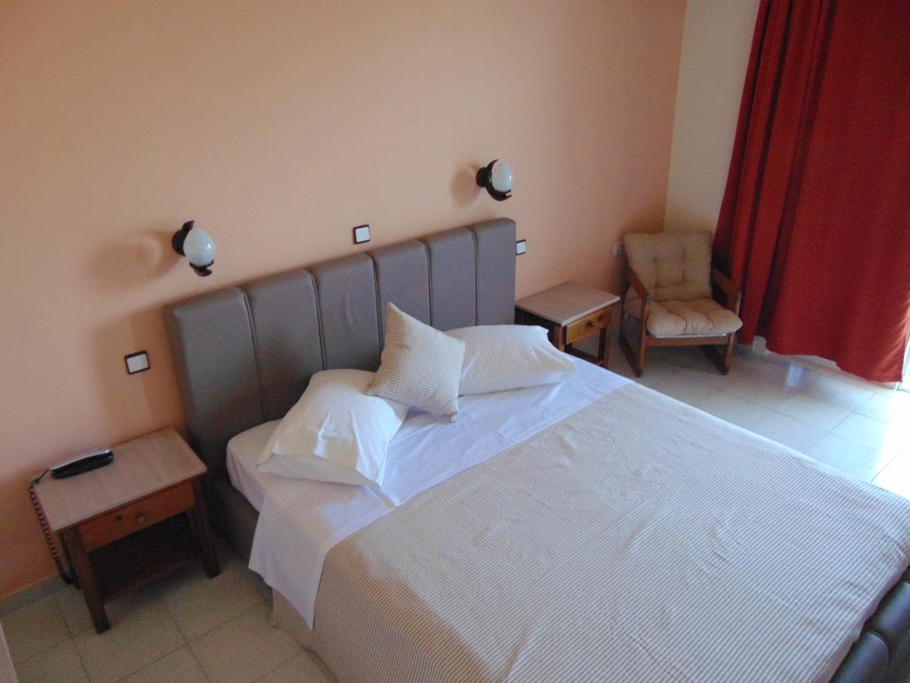 Nirvana Beach Hotel 20/62