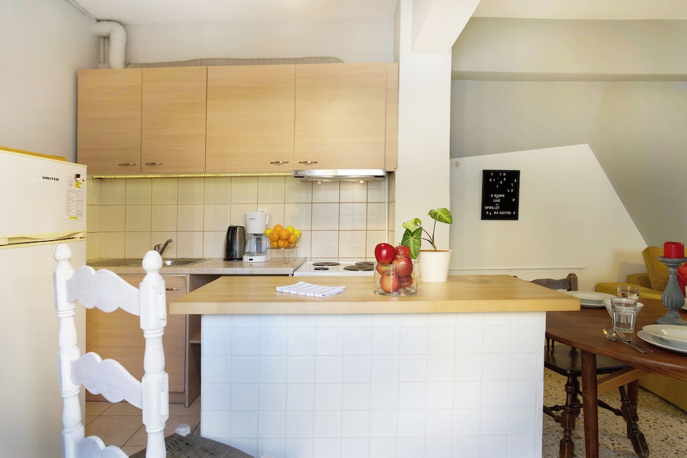 Live In Athens Short Stay Apartments 7/50