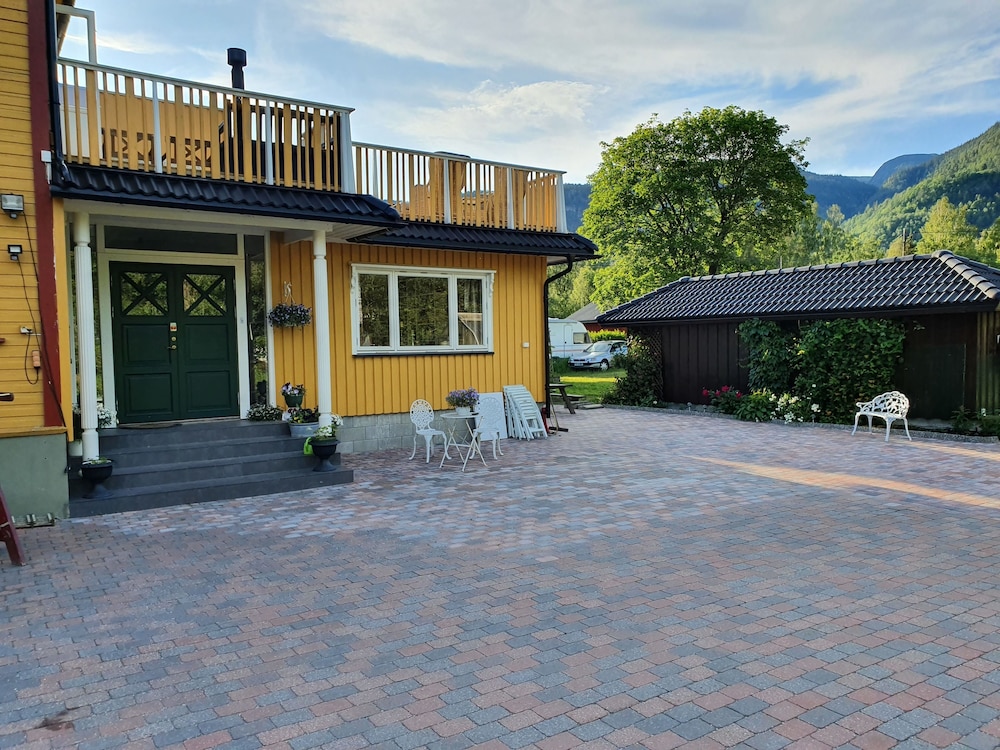 Solheim Accommodation 39/49
