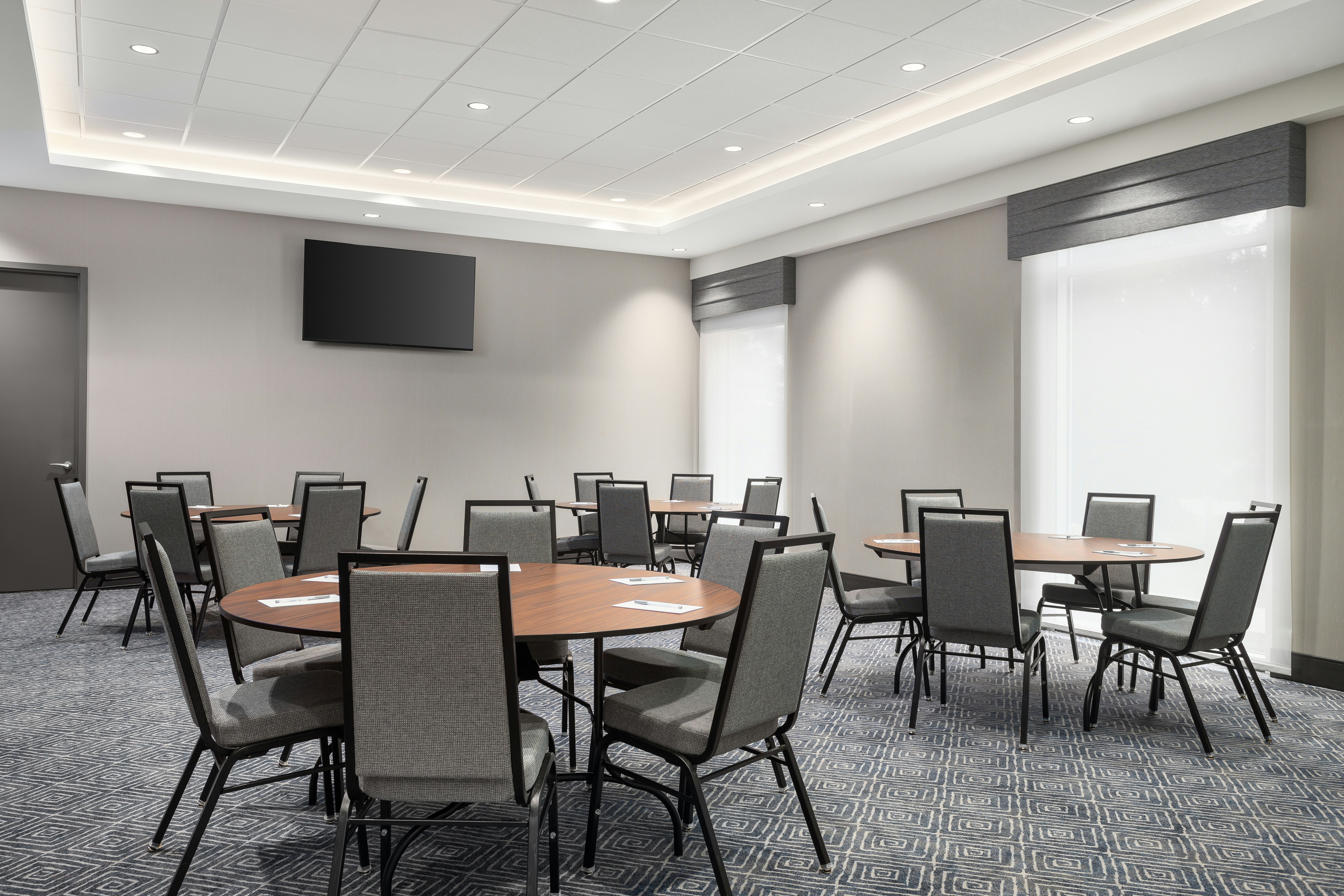 Hampton Inn by Hilton Kingston 16/23