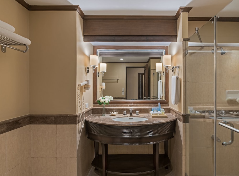 Henann Regency Resort & Spa 75/75
