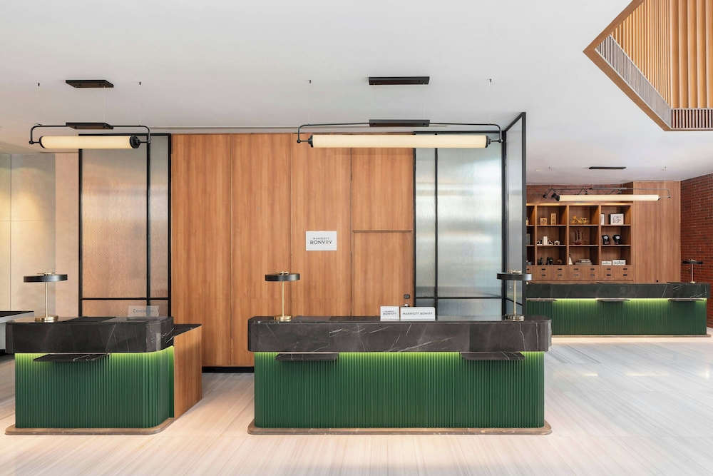 Four Points by Sheraton Ploenchit Bangkok 10/56