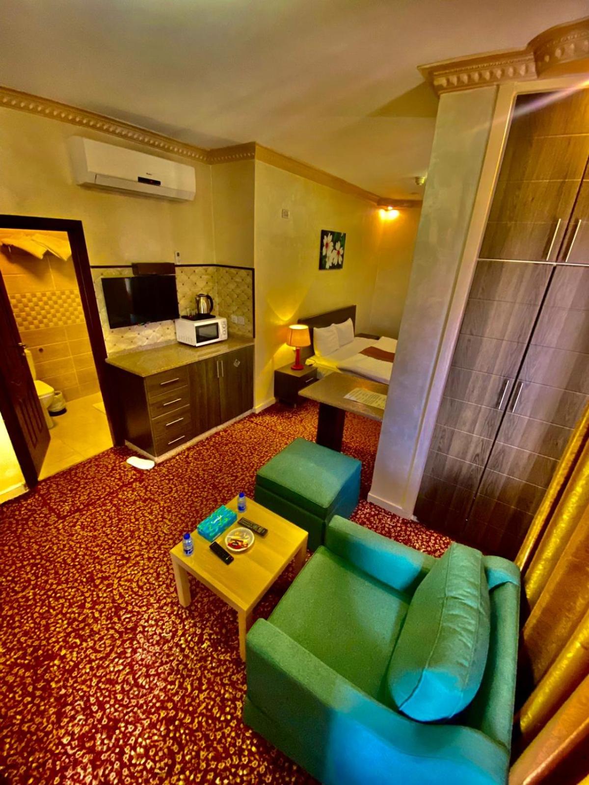 Olive Hotel 34/58
