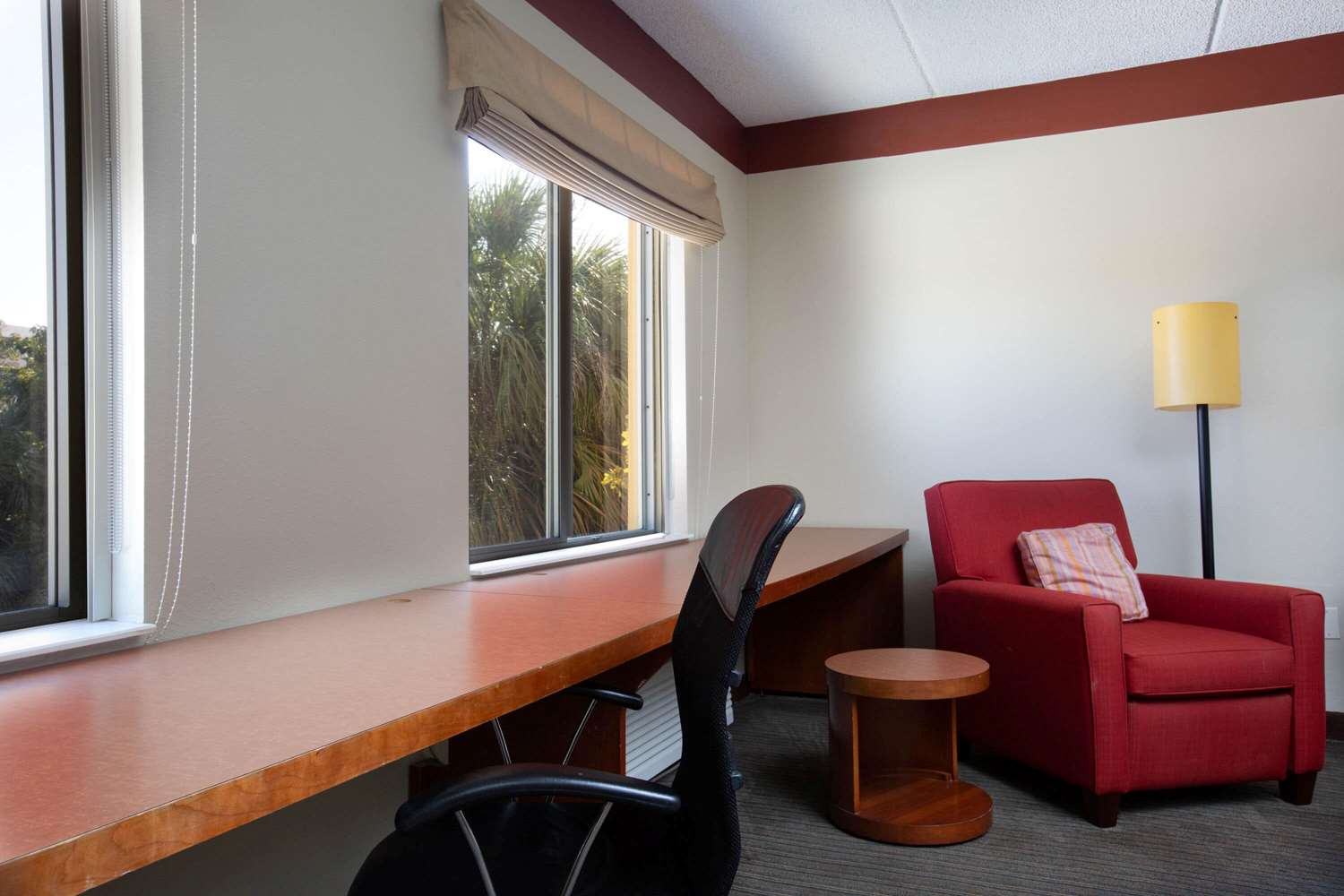 La Quinta Inn and Suites by Wyndham Miami Cutler Bay 28/45