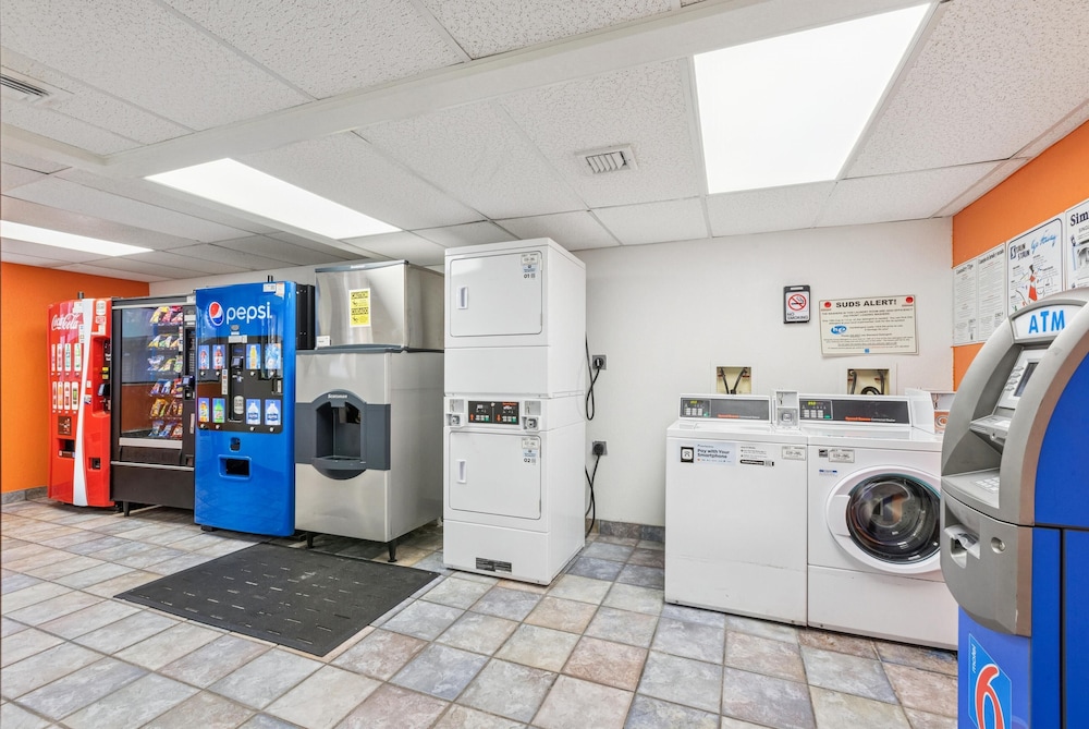 Motel6 Piscataway, NJ 46/63