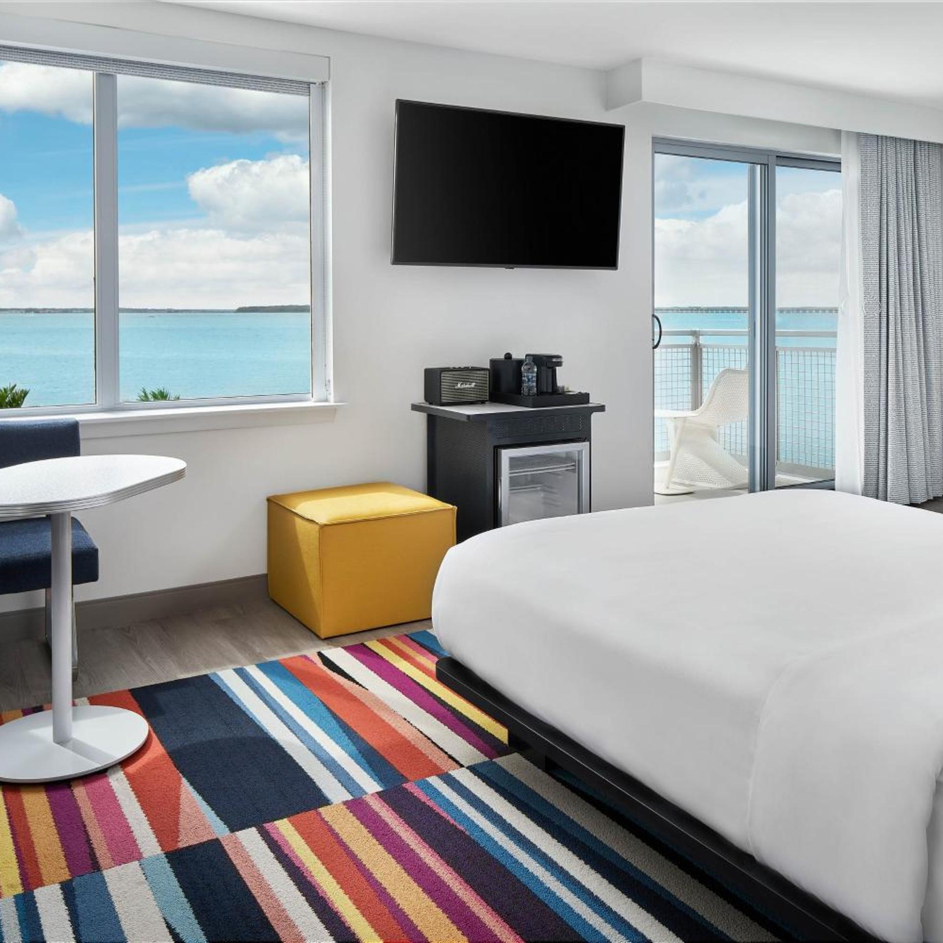 Guest Room, 2 Queen Beds, Water Front