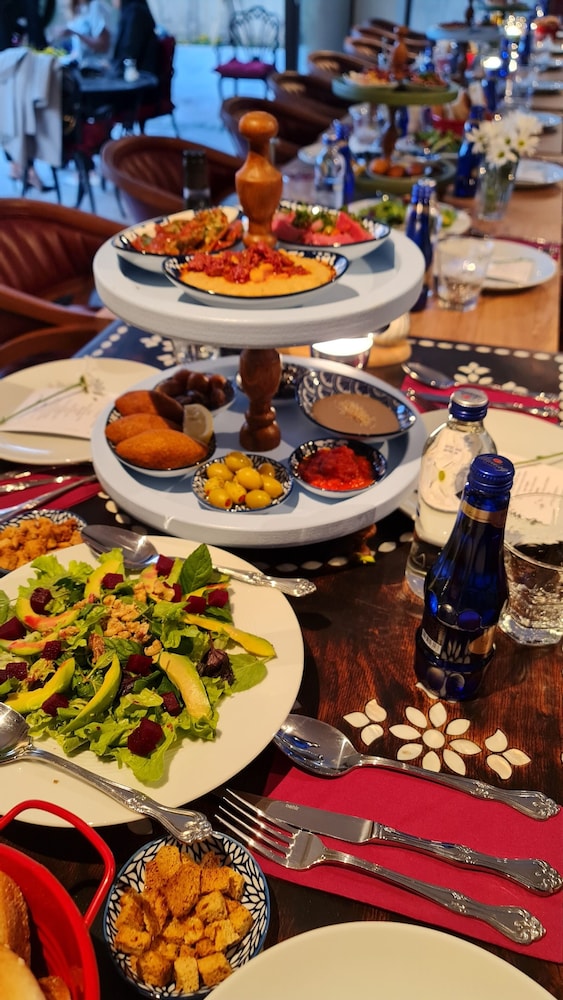 Pertevniyal Aziziye Hotel 28/50