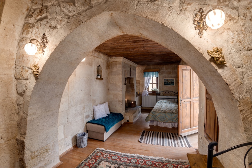 Hotel Temenni Evi 23/50