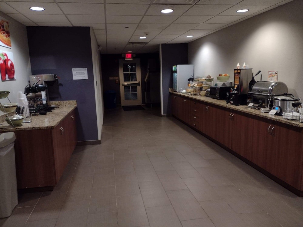 Quality Inn & Suites Caldwell I-77 5/28