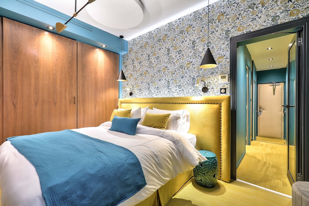 Hotel 33 Marbeuf 14/50