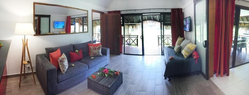 Hotel Hibiscus 53/75