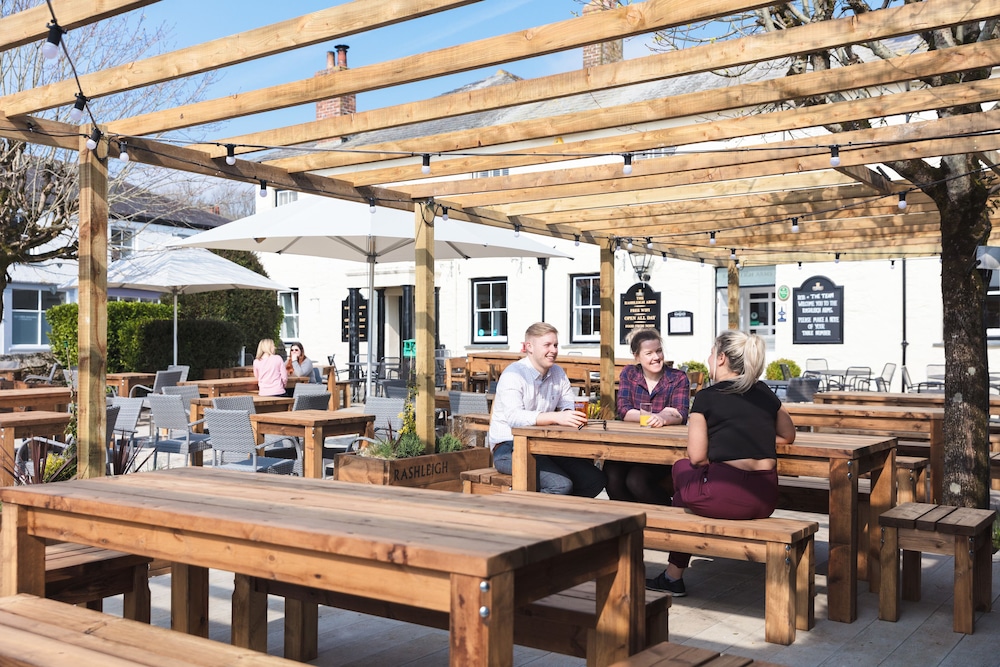 Rashleigh Arms 31/50