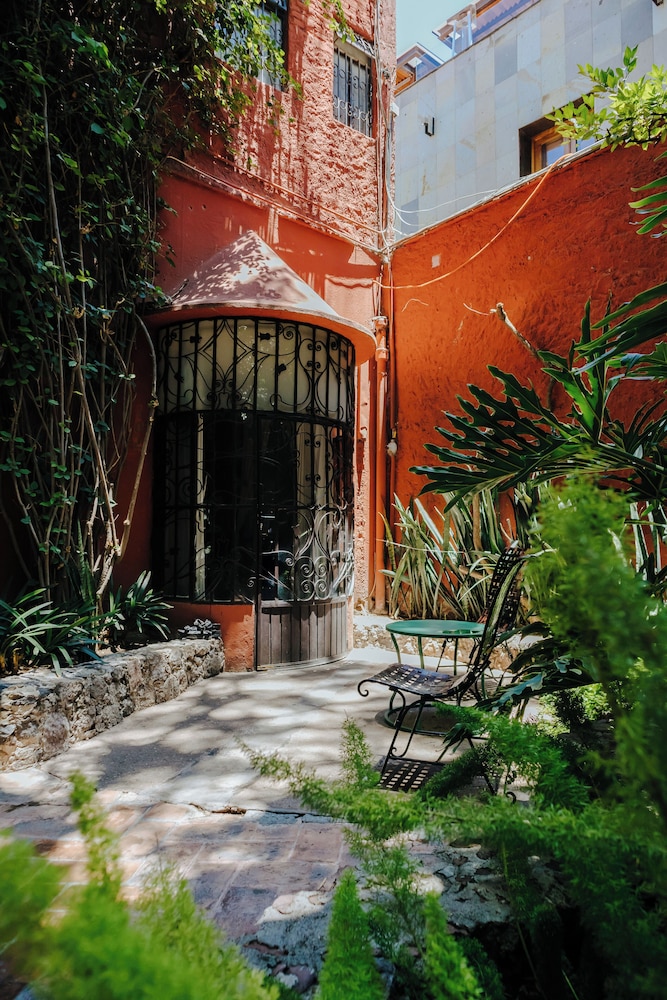 Casaluna Hotel Boutique 60/65