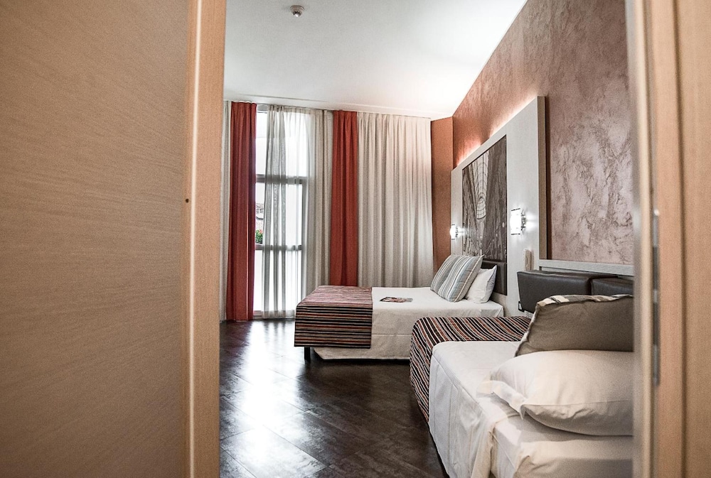 Hotel Milano Navigli 36/71