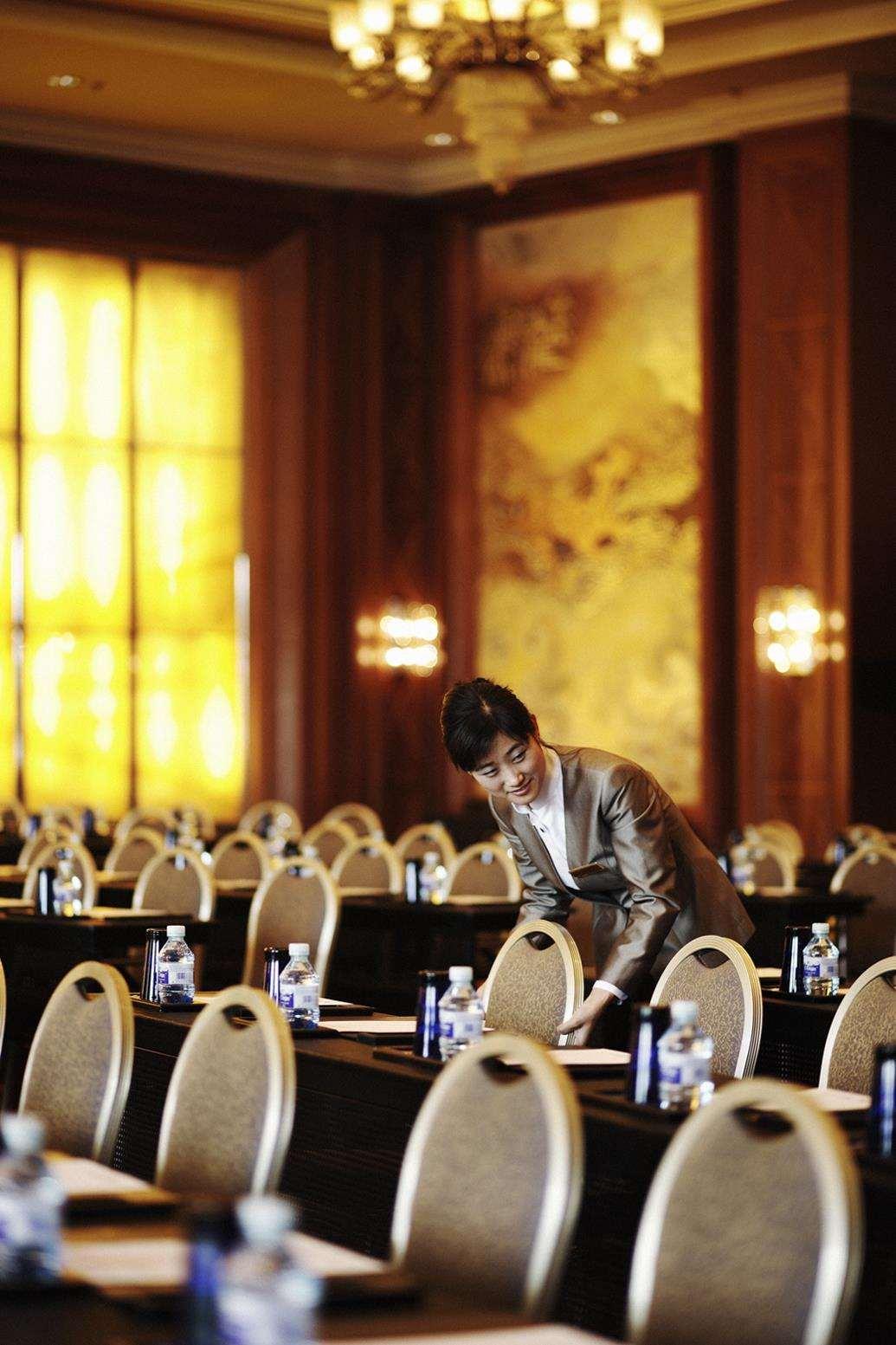 V Continent Parkview Wuzhou 37/50