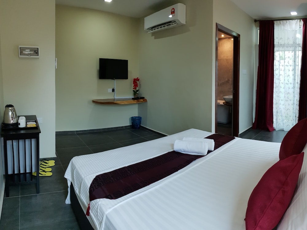 Chenang Inn 13/61